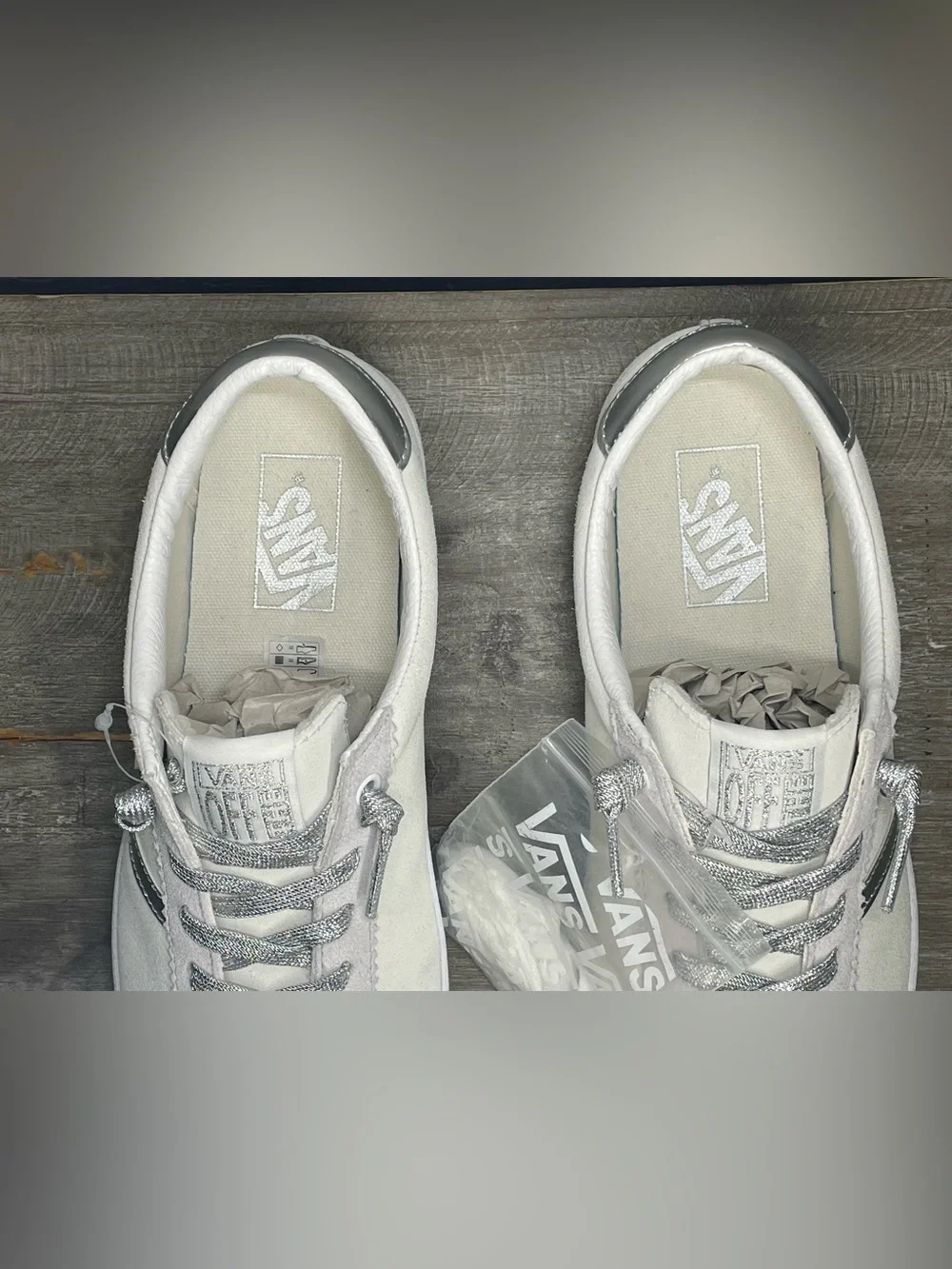 New Vans Sport Low High Shine Suede Sneaker Off-White Silver Metallic 11 W 9.5 M